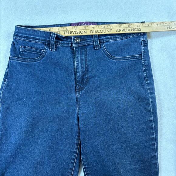 Straight Leg Stretch Jeans Gloria Vanderbilt Tag 10 Fits Like 30 X 28 Dark Wash - Picture 6 of 8